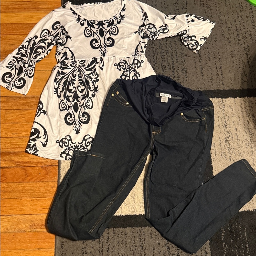 NWOT- Maternity Outfit Medium Skinny Dark Jeans and Bellarm Black &White Top